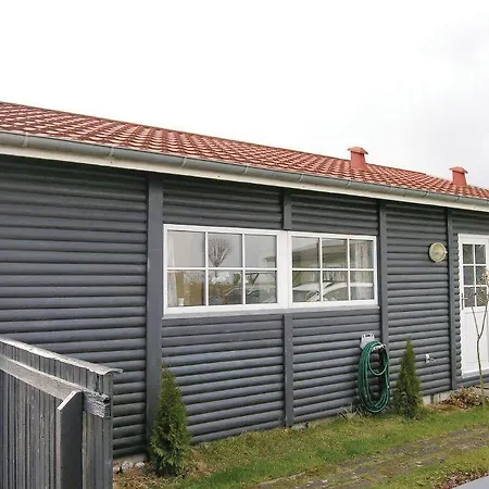 Prázdninový dům Beach Front Home In Nyborg With Wifi Nyborg